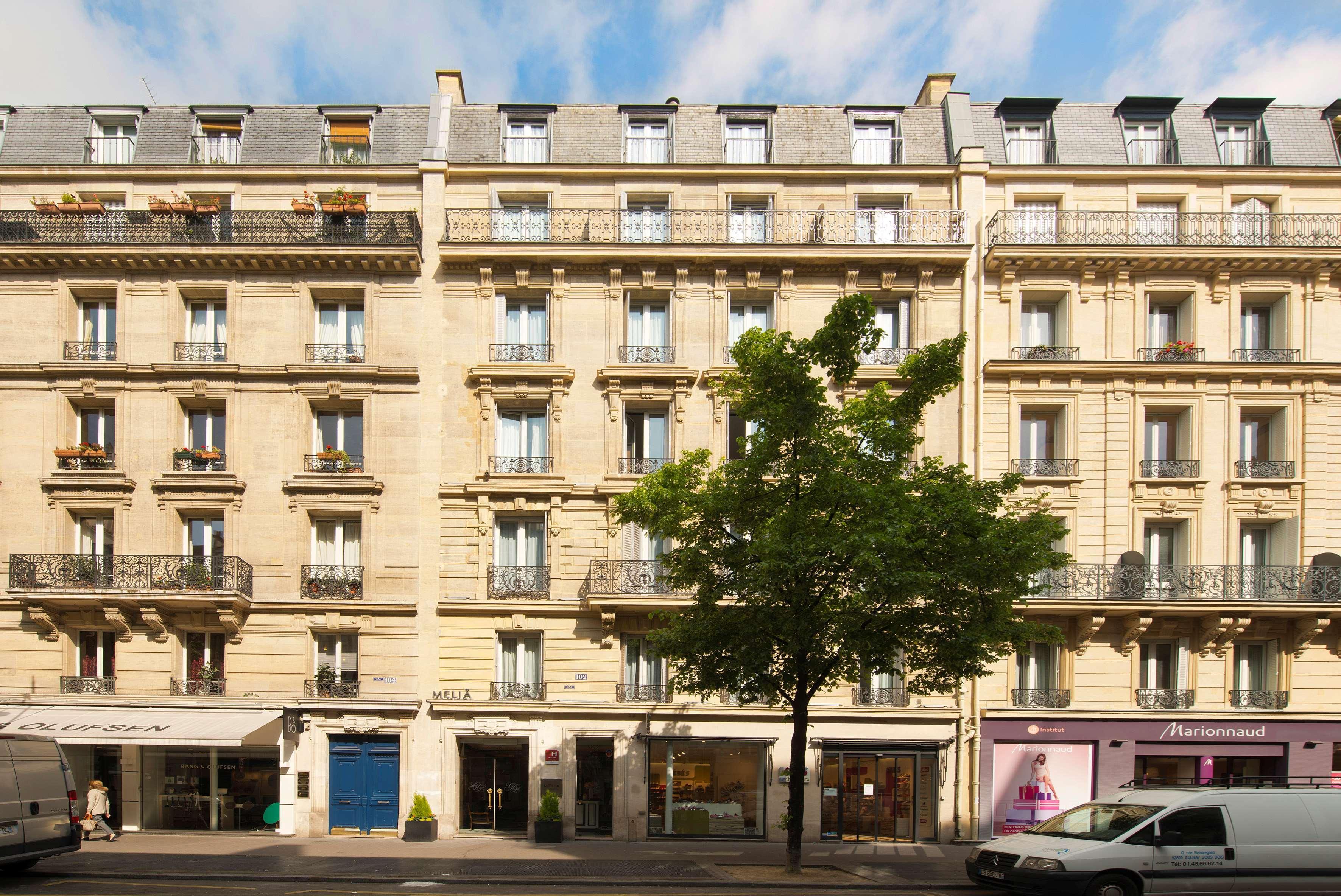 ホテル メリア パリ シャンゼリゼ エクステリア 写真